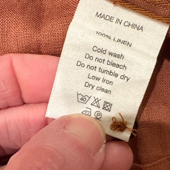 Men's Rust Casual Button Down Linen Shirt - Picture 5 of 9